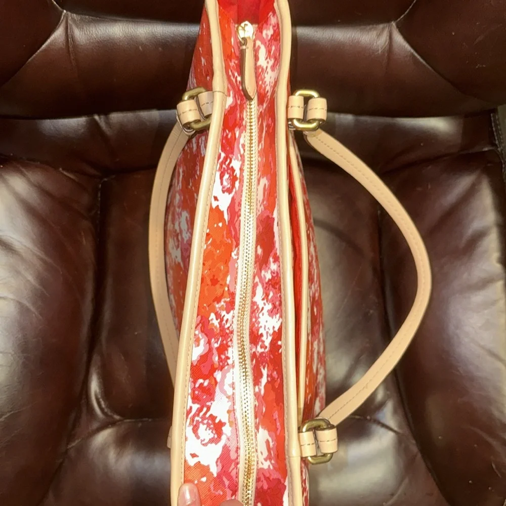 New Coach Peyton Floral Leather Zip Top Tote **Read description** - Picture 10 of 16